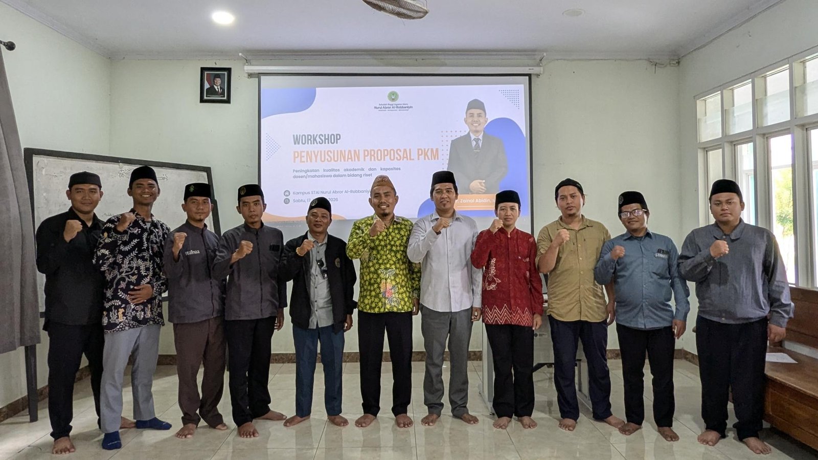 AKSELERASI MUTU RISET, STAI NURUL ABROR AL-ROBBANIYIN GELAR WORKSHOP PENYUSUNAN PROPOSAL PKM BERSAMA DR. ZAINAL ABIDIN