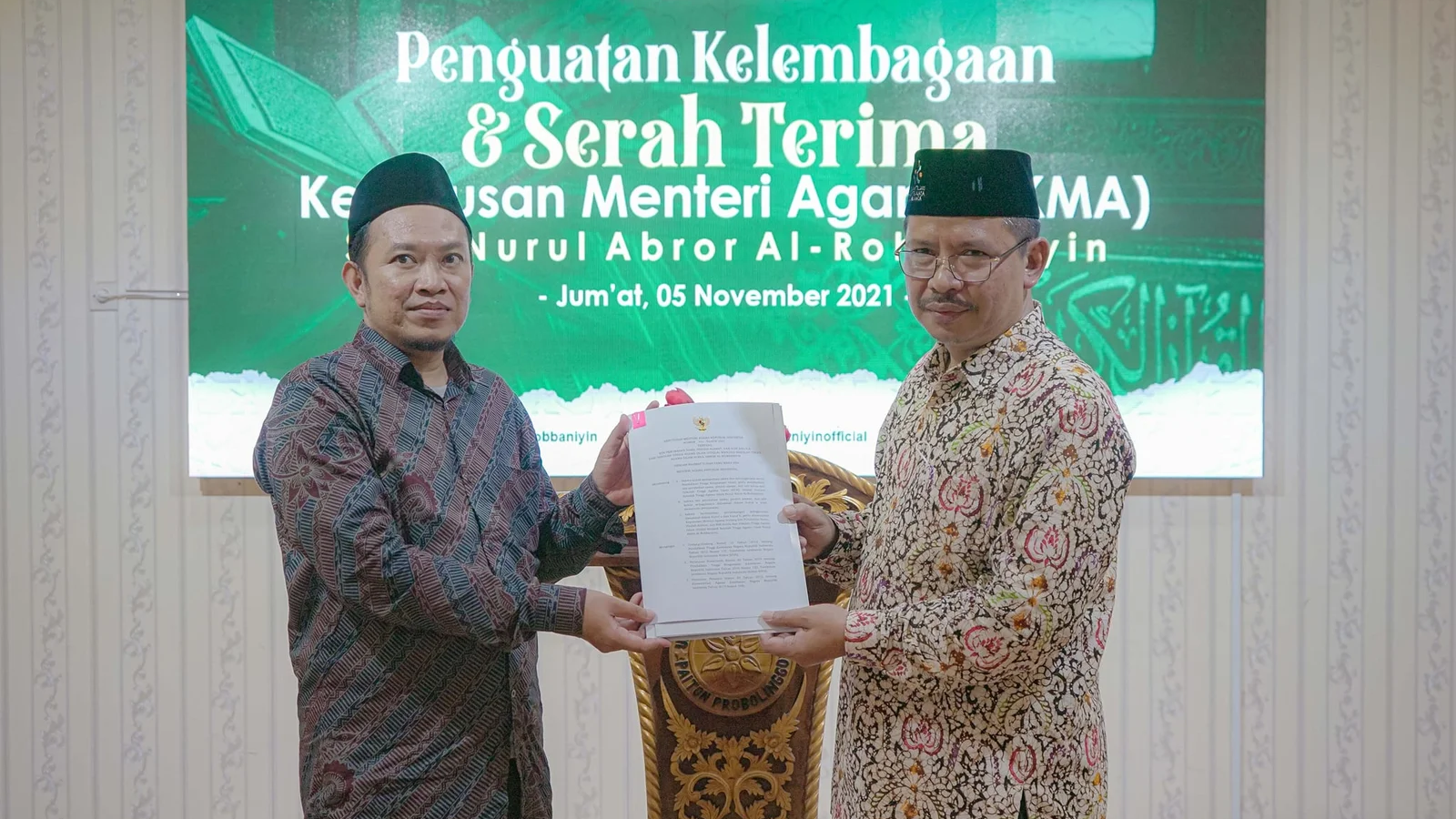 Tentang